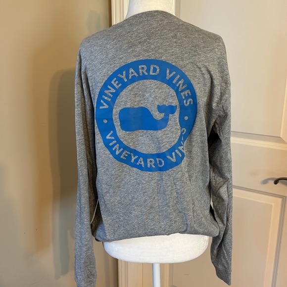 Vineyard Vines Long Sleeve tee Small - Picture 4 of 4